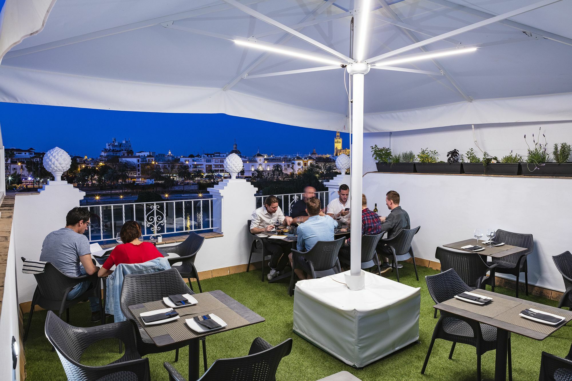 Betis 7 Luxury Boutique Apartments Sevilla Exterior foto